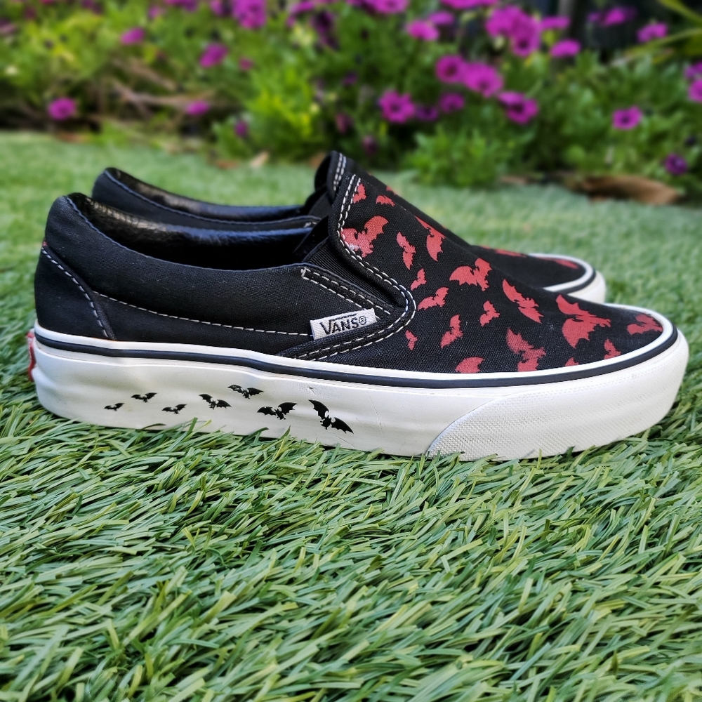 Rare Limited Edition Vans Slip-ons w/ Bats!